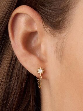 Gorjana | Opal Sun Chain Huggies
